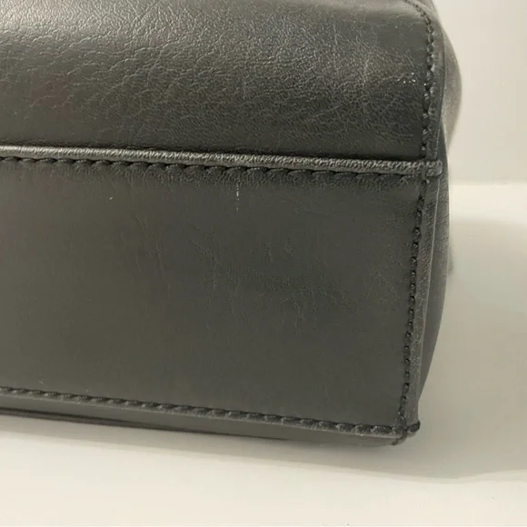 NWT Matt & Nat Phi Commuter Black Crossbody Bag Vegan Leather Bike Bag Handbag - Picture 10 of 11